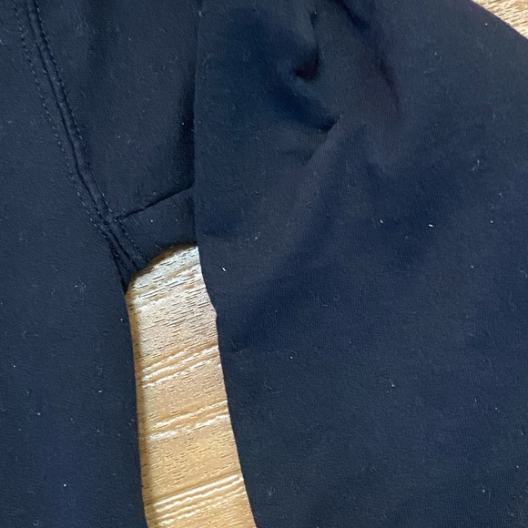 Disney Neff Mickey Mouse pullover - Picture 7 of 10